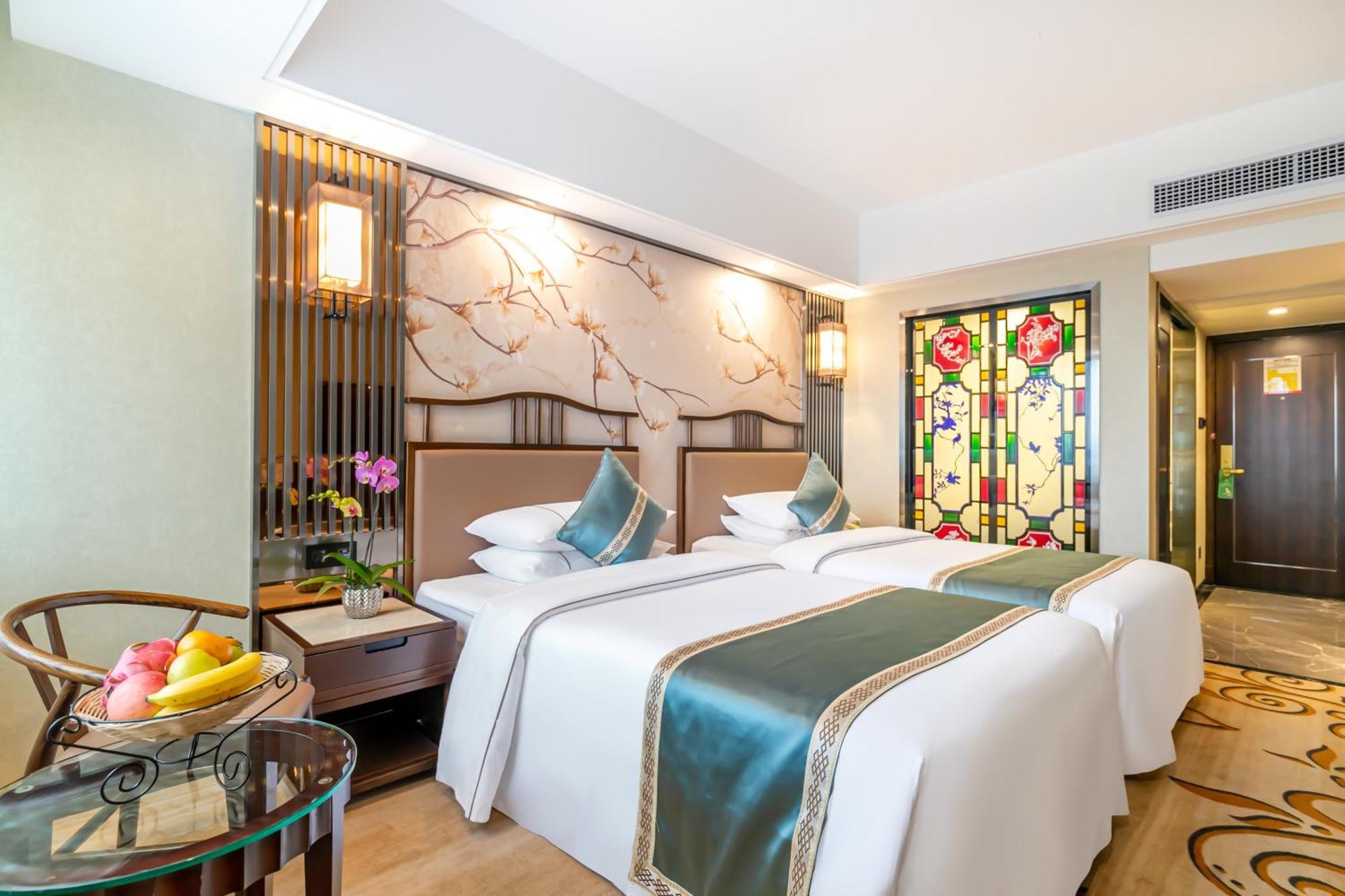 Guangdong Victory -shamian Island Hotel 4*